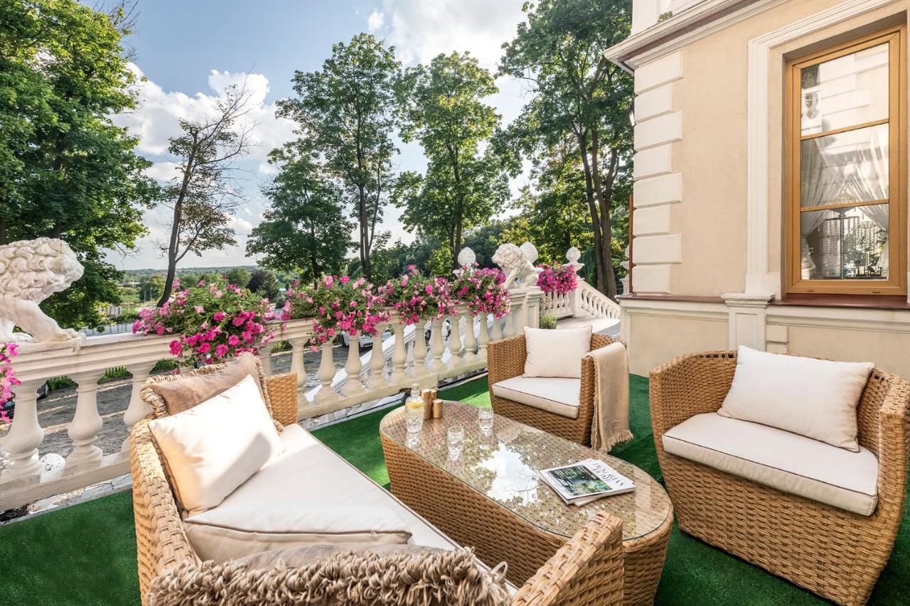 Palac Tarnowskich Hotel & Restauracja & Spa Ostrowiec Świętokrzyski Exteriör bild