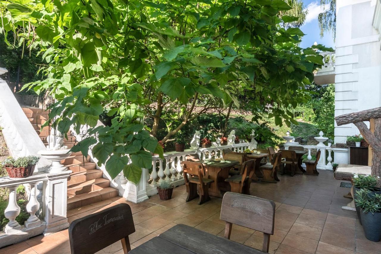 Palac Tarnowskich Hotel & Restauracja & Spa Ostrowiec Świętokrzyski Exteriör bild
